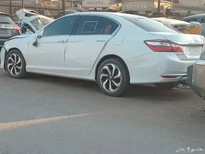 تشليح قطع غيار السيارات هوندا اكورد موديل 2017 0