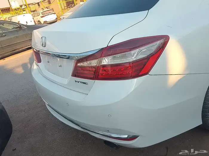 تشليح قطع غيار السيارات هوندا اكورد موديل 2017 1