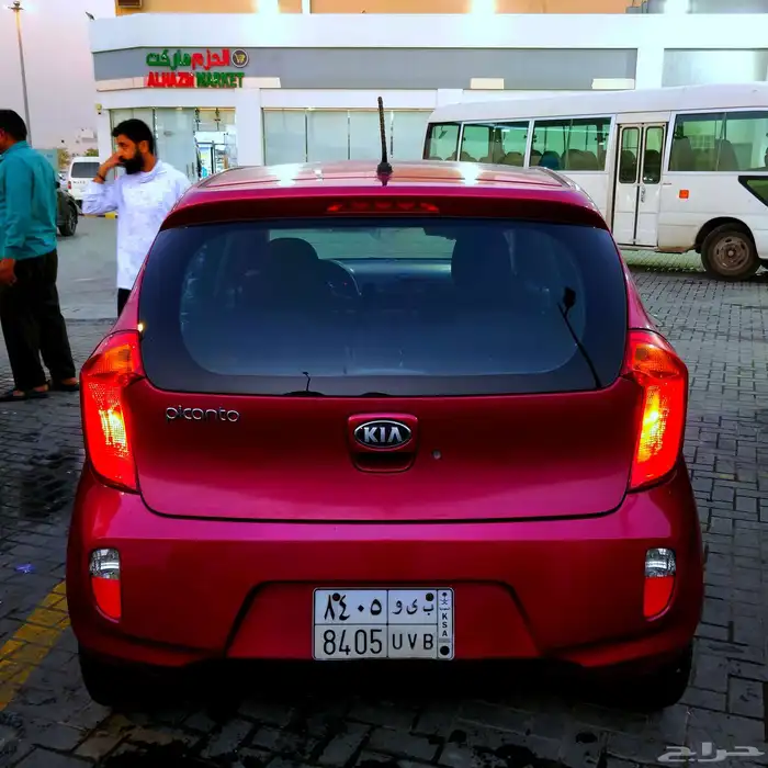 للبيع كيا بيكانتو 2013 مخزن 84 الف اوتوماتيك 3 سلندر 1