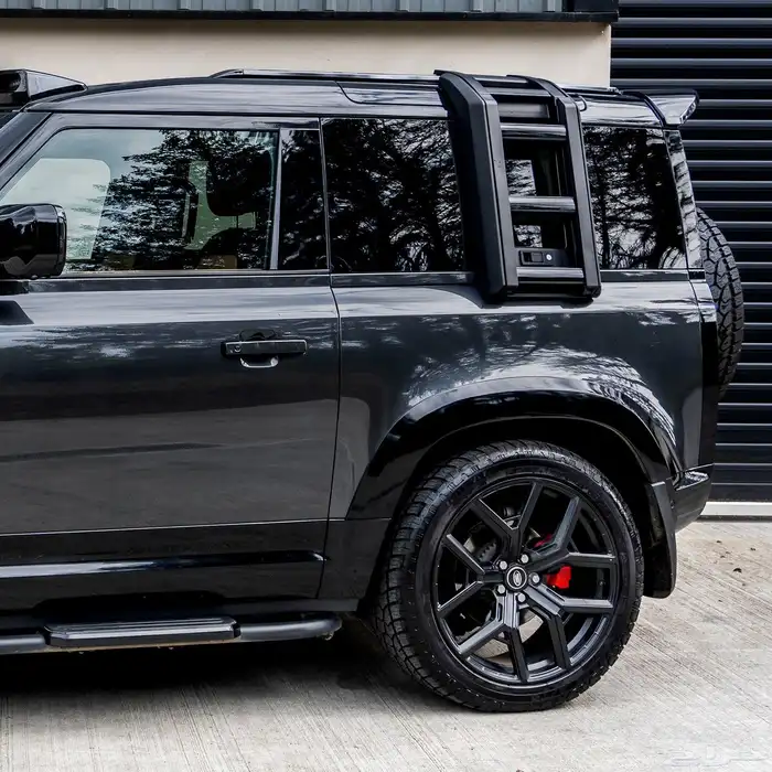 وطايات ونسافات ديفندر قصيرة وطويلة بشعار لاندرورفر 45