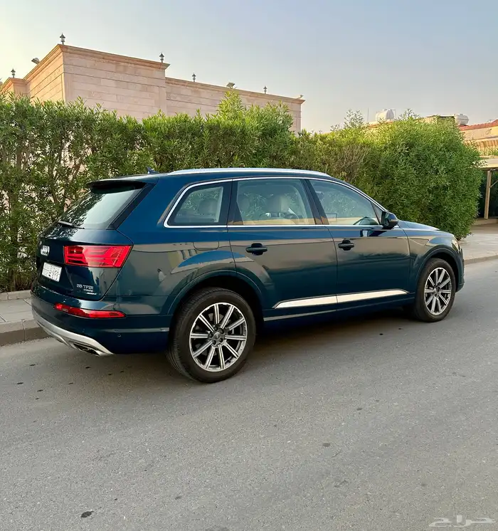اودي Q7 2019 8