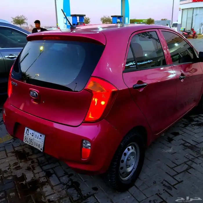 للبيع كيا بيكانتو 2013 مخزن 84 الف اوتوماتيك 3 سلندر 0