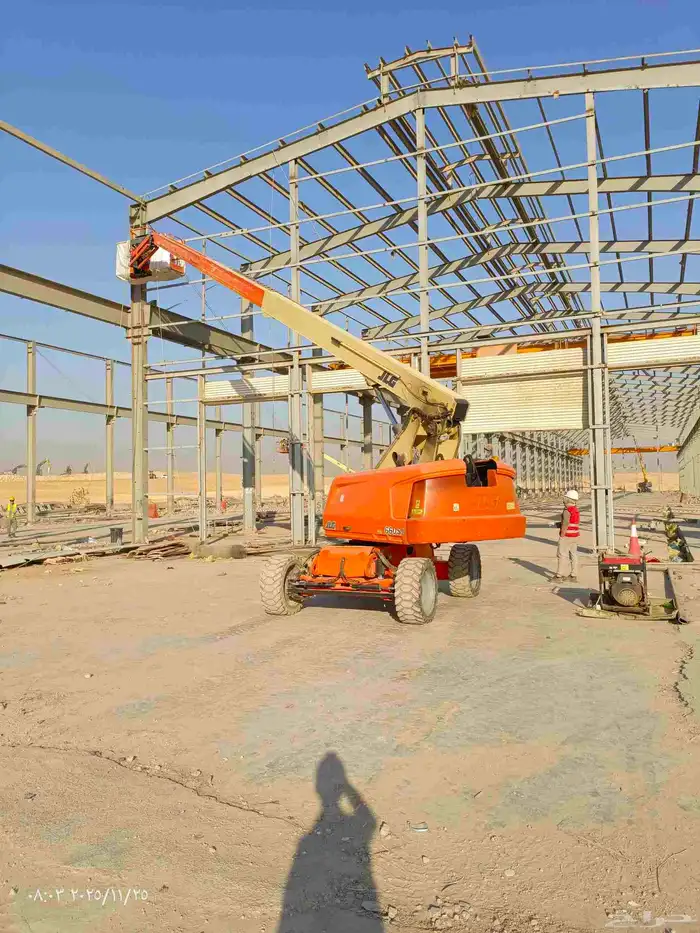 للايجار جميع مقاسات المان لفت والسيزر لفت كهرباء وديزل 8