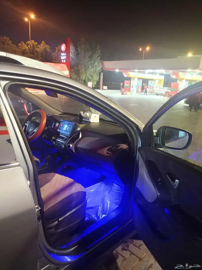 السلام عليكم توسان 2014فئة نص فل مستعملة للبيع قيراو توماتيك 5