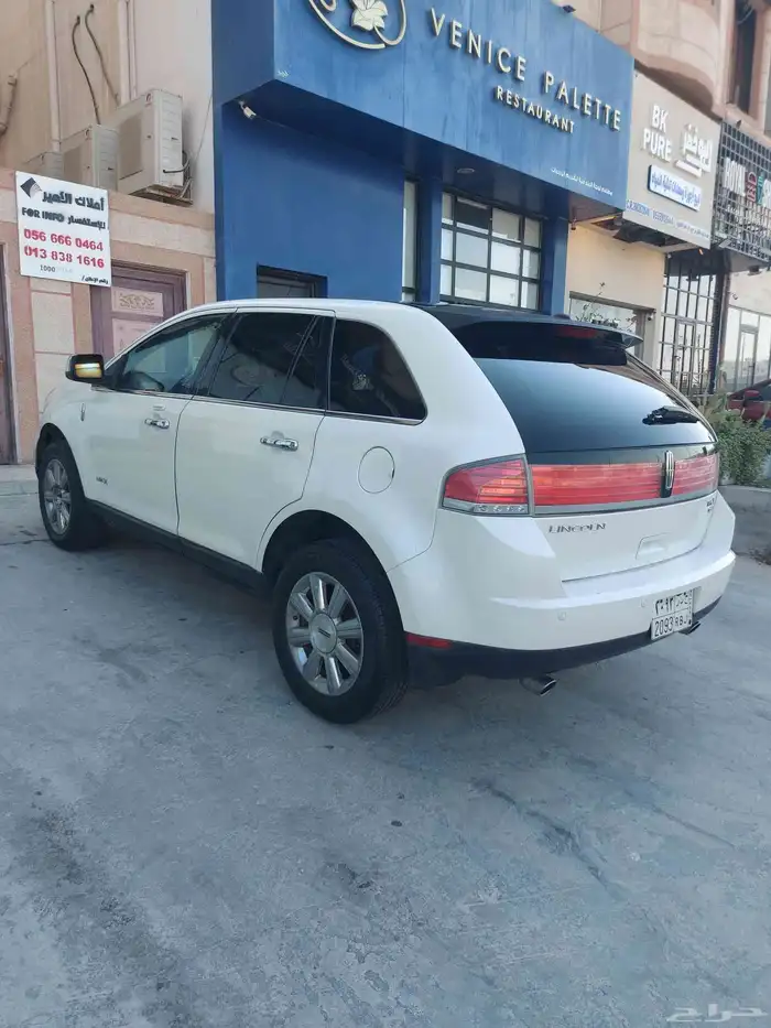 السلام عليكم ورحمة الله اعرض لكم سيارة فورد لينكولن MKX 2009 3