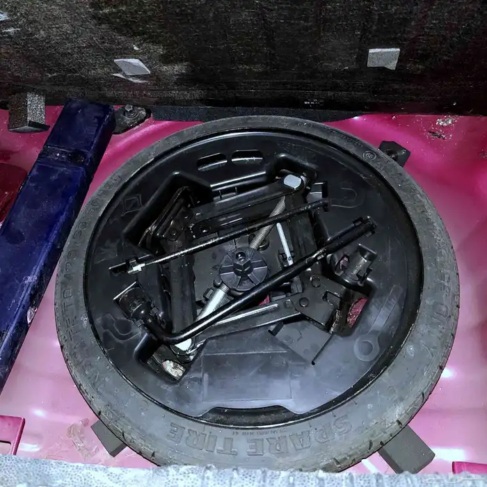 للبيع كيا بيكانتو 2013 مخزن 84 الف اوتوماتيك 3 سلندر 4