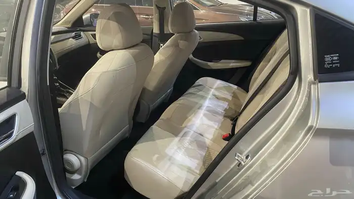 ام جي 5 موديل 2024 7