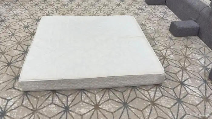 مرتبة نفرين مستعمل شبه جديد 1