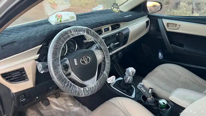 للبيع كورولا موديل 2016 1