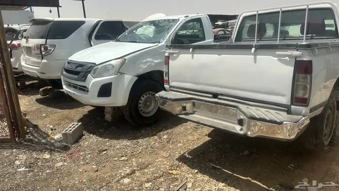 تشليح قطع غيار. فورش نر. هايلوكس ايسوزو انوفاء 9