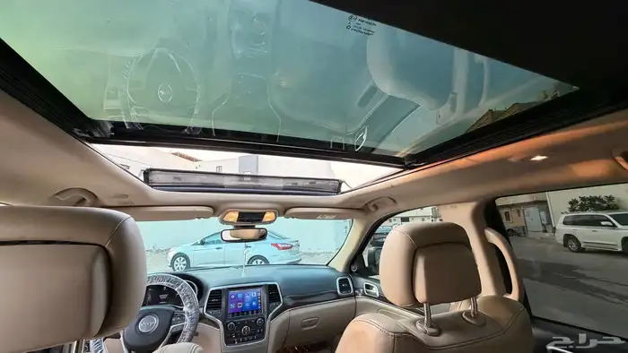 جيب جراند شيروكي ليمتد 4x4 11