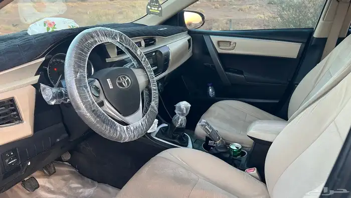 للبيع كورولا موديل 2016 7