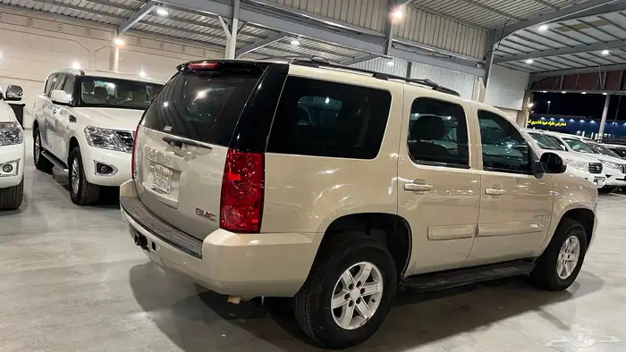 جي ام سي يوكن 2009 دبل 12