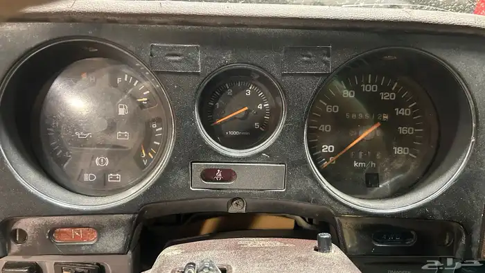 صالون لاندكروزر 1987 مكيف 20