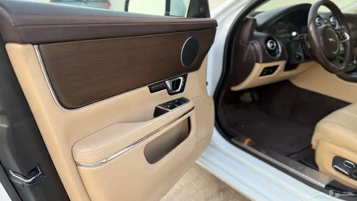 جاكوار XJ 2014 فل كامل 6 سلندر 22