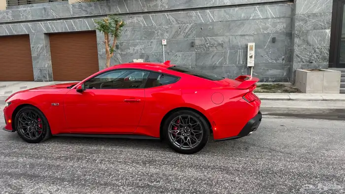 للبيع فورد موستينج بيرفورمانس بكج 2024 بحالة الوكاله 5