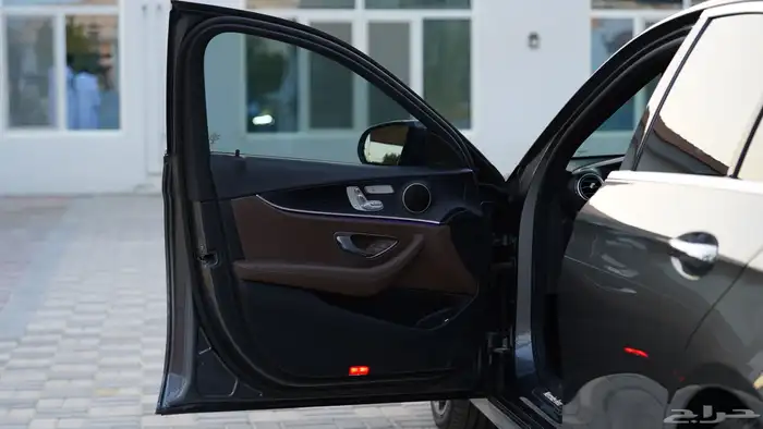 مرسيدس E300 2021 جفالي 17