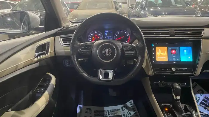 ام جي 5 موديل 2024 9