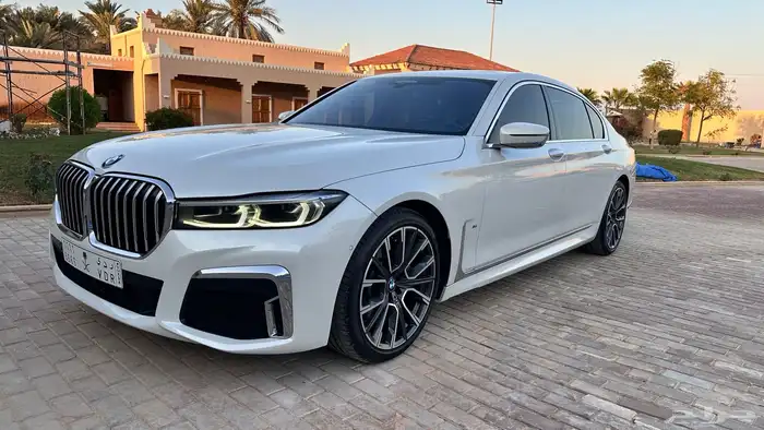 بي ام دبليو 2020-730Liكت ام فل كامل 9