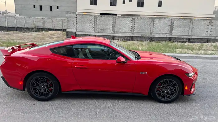 للبيع فورد موستينج بيرفورمانس بكج 2024 بحالة الوكاله 18