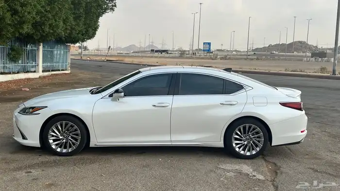 لكزس ES350 CC V6 2022 سعودي مخزن 9