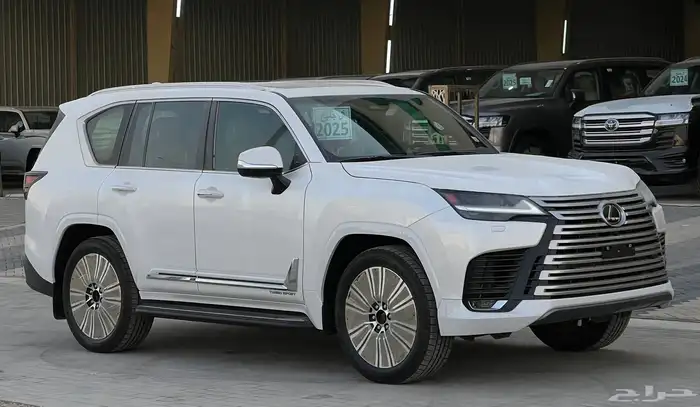 لكزس LX600 بي بي 2025 4