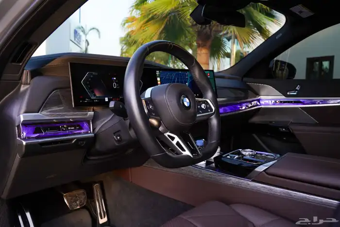 BMW 740i 2023 M Sport 35