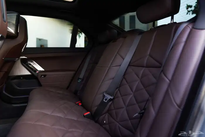 BMW 740i 2023 M Sport 31