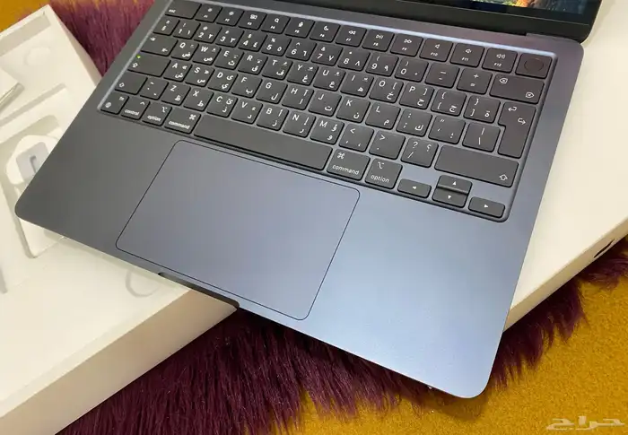 ماك بوك اير M2 نفس الجديد ضمان STC 11