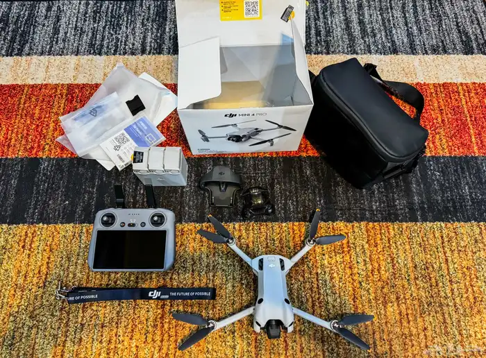 للبيع طائرة DJI Mini Pro 4 (اخو الجديد) 0