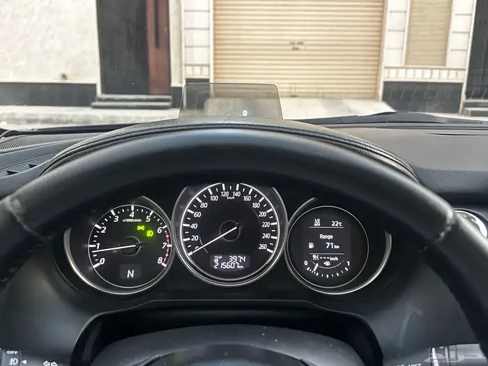 مازدا 6 فل كامل 2016 الممشى 215 16