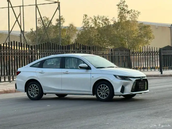 تويوتا يارس 2024 5