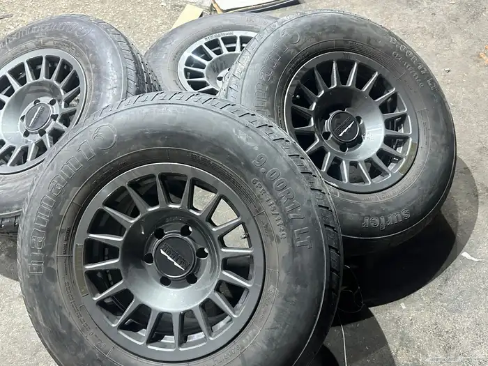 كفرات شاهين هامان مع جنوط ميثود 6 مسمار مقاس 17 13