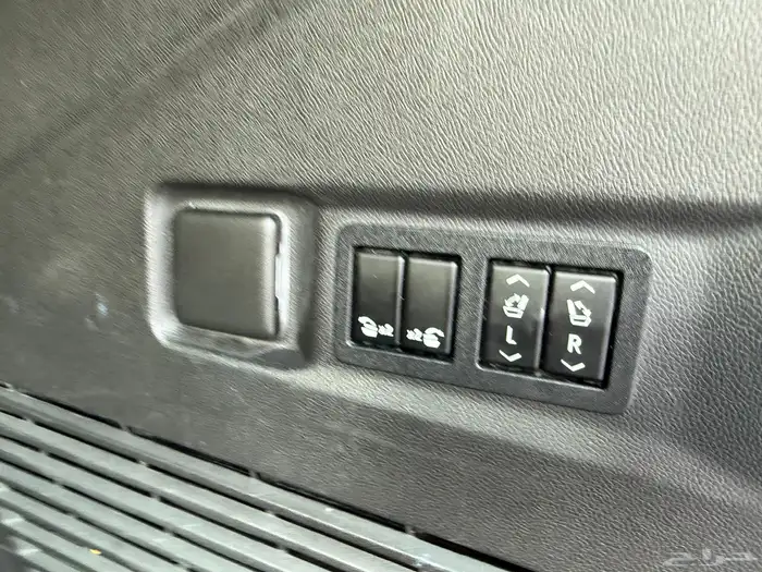 يوكن 2022 AT4 فل 19