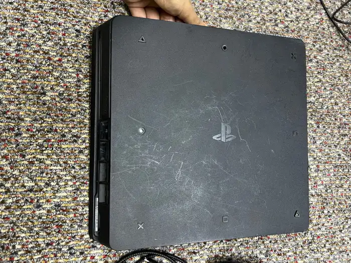 بلايستيشن 4   سوني 4 7