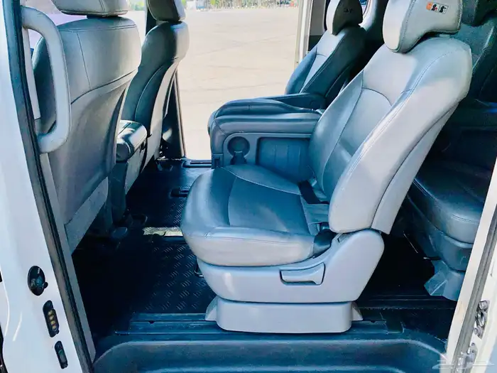 هونداي H1 ديزل 12 راكب موديل 2019 مسجل خصوصي 15