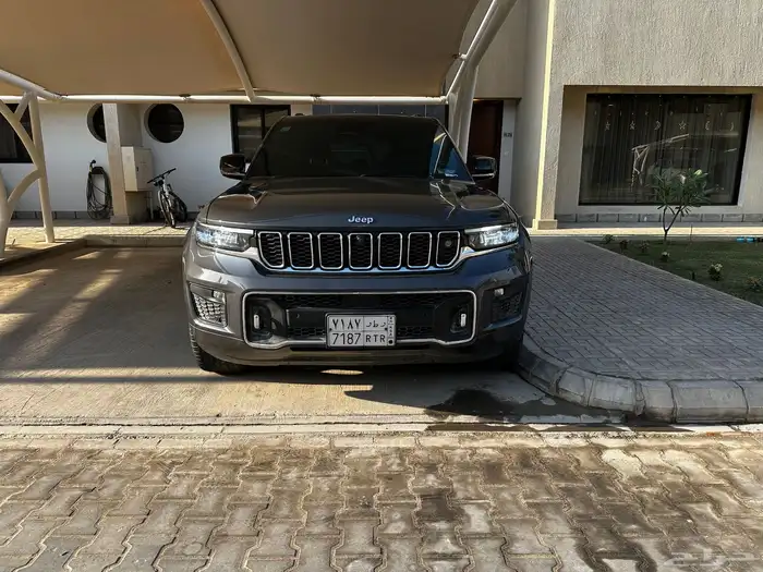 For sale  Jeep Grand Cherokee Overland 0
