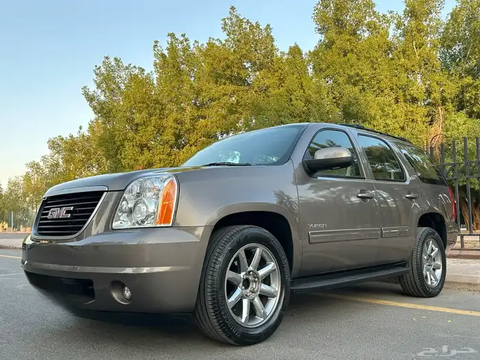 جمس يوكن SLT موديل 2013 سعودي فل كامل بدون دبل 15