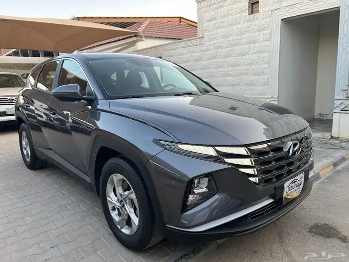 توسان ديزل 2021 عداد 88.000 نظيف جدا لدى قمة الاطلال 2