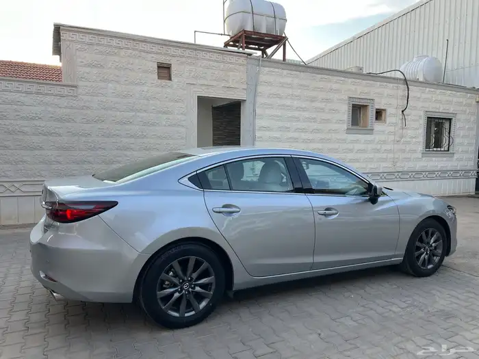 مازدا 6 2024 فل كامل عداد 17.000 فقط نظيف جدا قمة الاطلال 8
