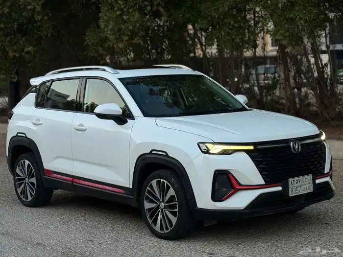 تشانجان CS 35 بلس 2023 فل كامل للبيع 2