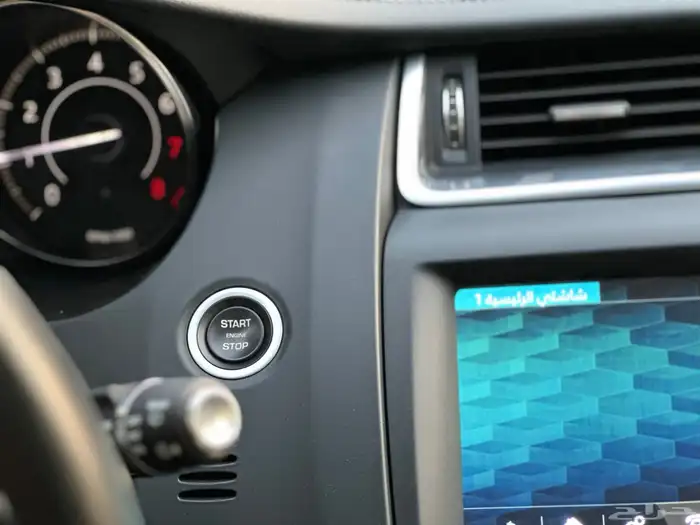 جيب جاكوار E PACE 2020 شبه جديد 37