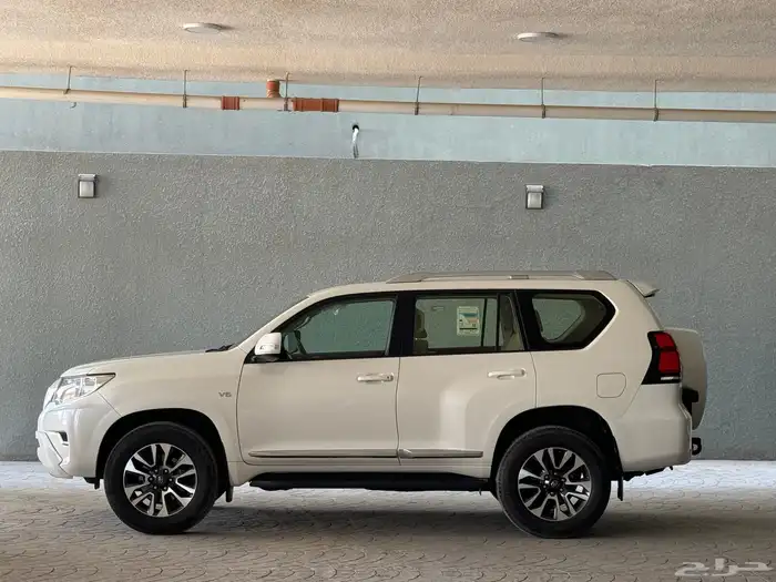 تويوتا برادو موديل 2023 نظيف جدا 9