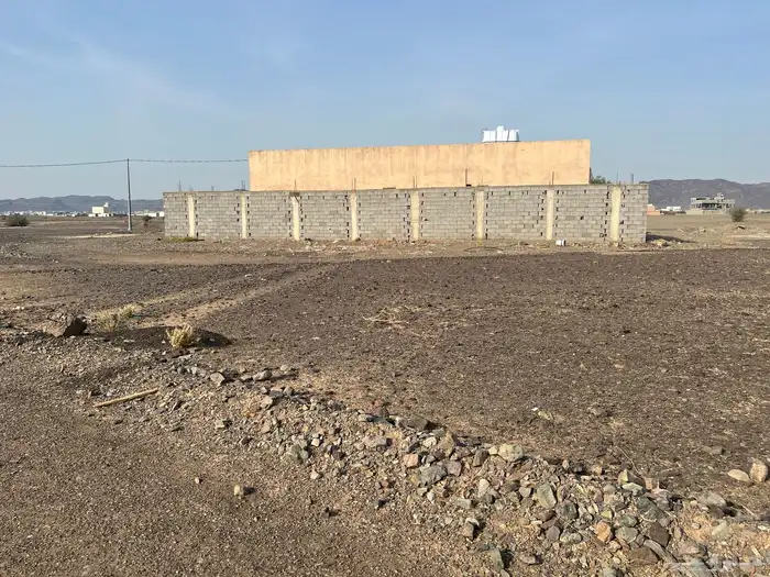 للبيع ارض في ابيار الماشي المربع الذهبي 0