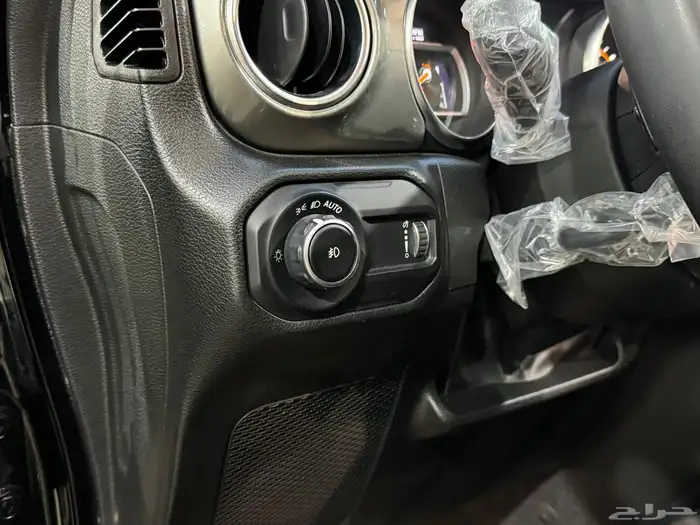 جيب رانجلر صحارى موديل 2023 ( بحالة ممتازة ) 11