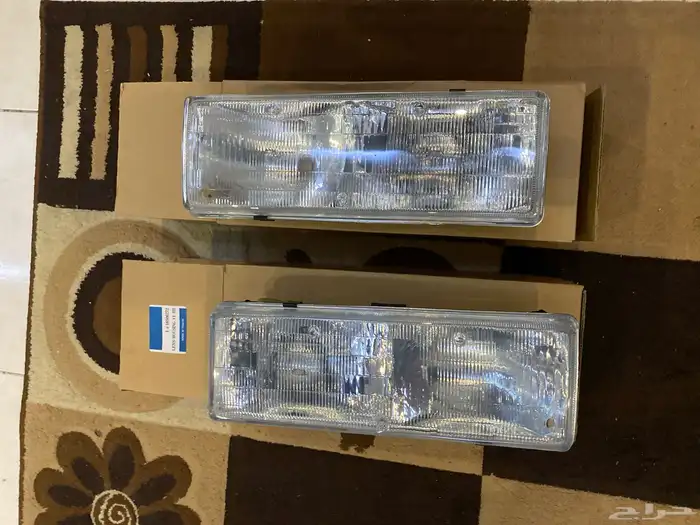 للبيع شمعات كابريس تركيب 1987_1990 جديد 0