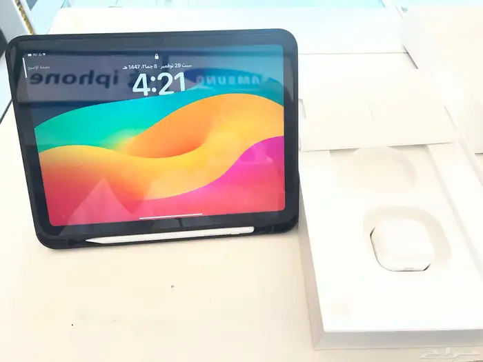 ايباد الجيل العاشر فضي 64GB 3