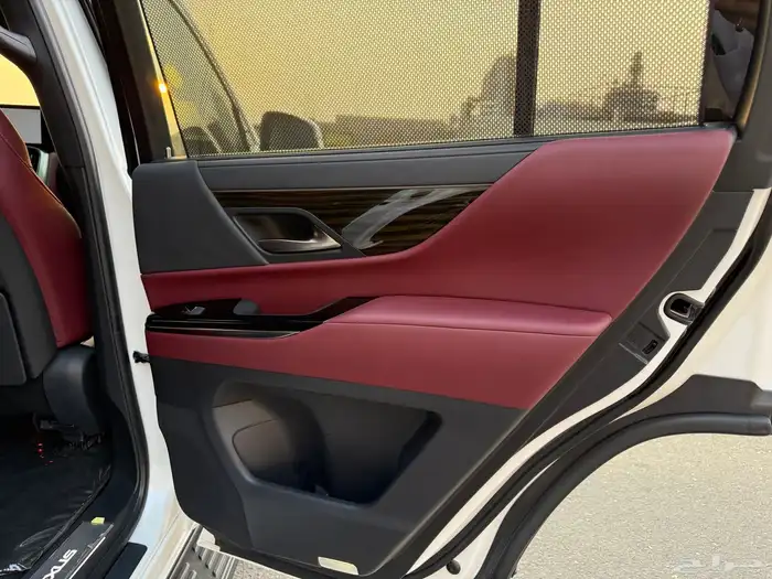 جيب لكزس LX600 2022 - شبه الجديد سعودي 19