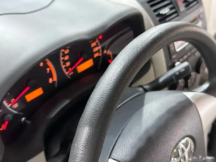 تويوتا كورولا 2013 أوتوماتيك ( مخزنه ) 29