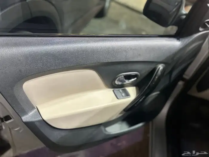 رينو سمبول نظيفة قير عايدي 6